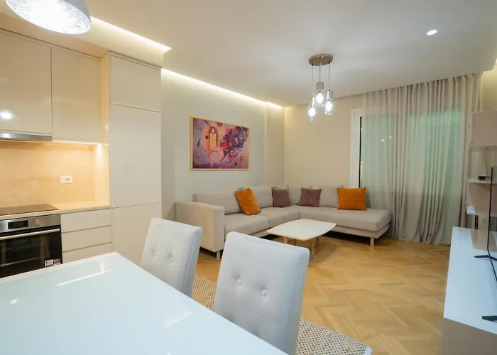 Center Sav Bellevue Апартаменты