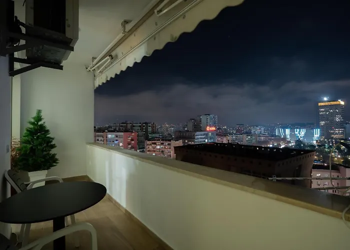 Center Sav Bellevue Apartment *
